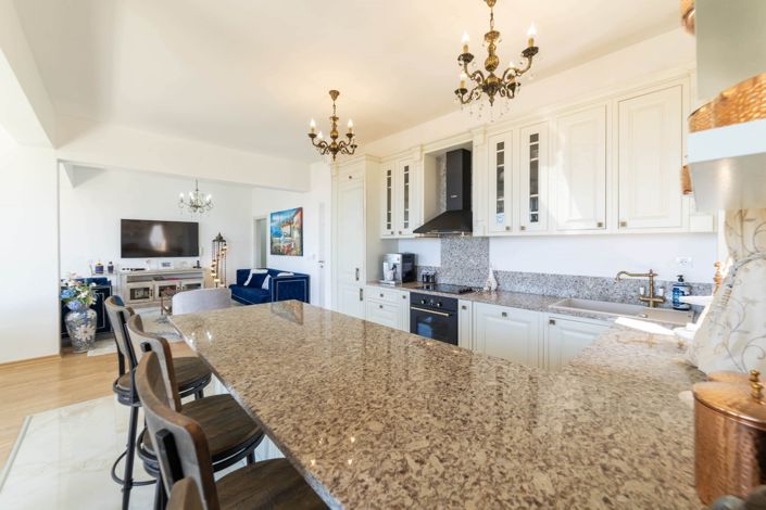 Image No.6-3 Bed Apartment for sale