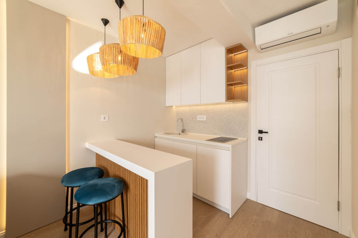 Image No.23-10 Bed Hotel for sale