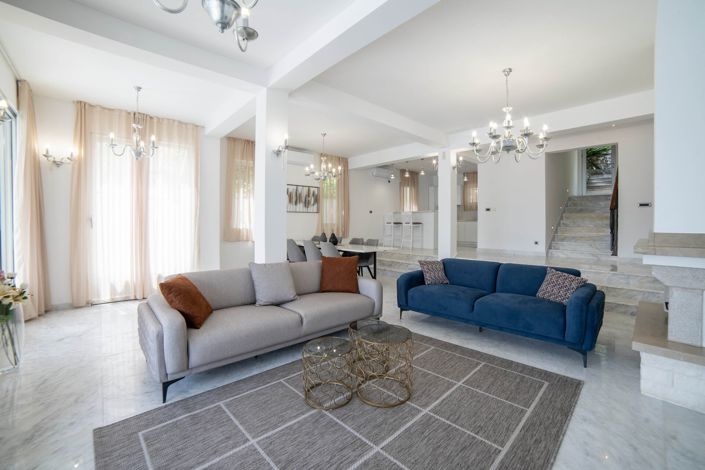 Image No.11-4 Bed Villa for sale