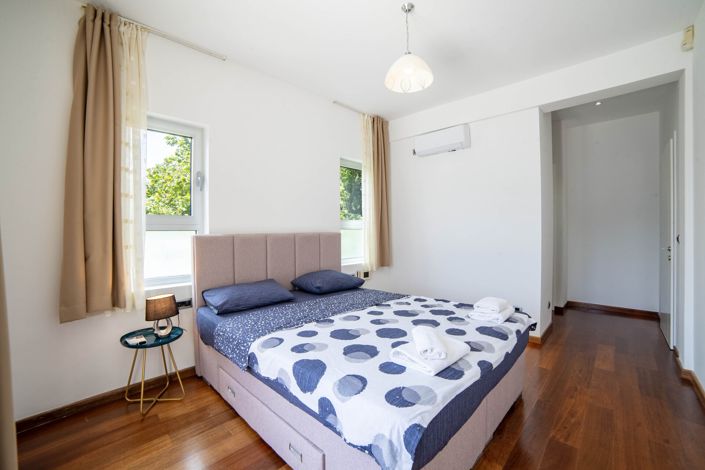 Image No.24-4 Bed Villa for sale