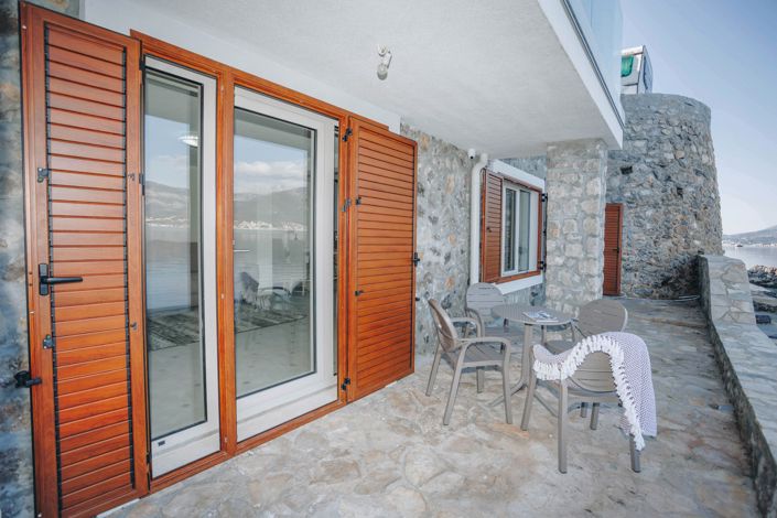 Image No.21-4 Bed House for sale