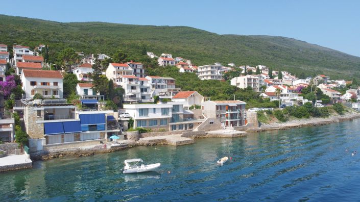 Image No.6-4 Bed House for sale