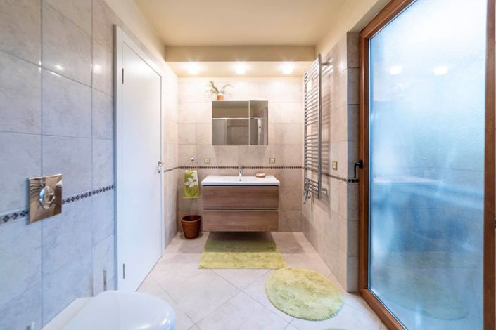 Image No.14-1 Bed House for sale