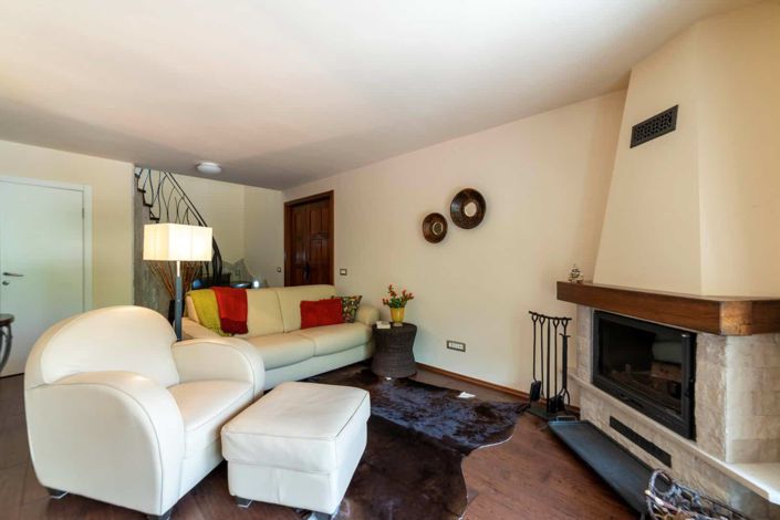 Image No.9-1 Bed House for sale