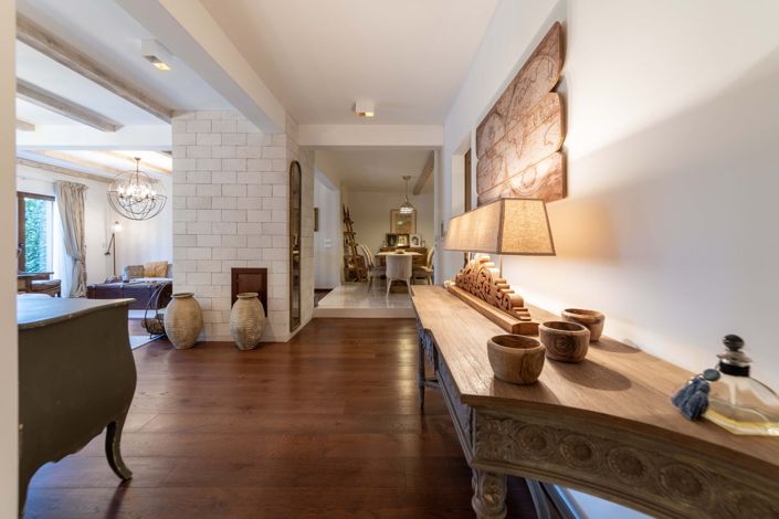 Image No.10-3 Bed Villa for sale