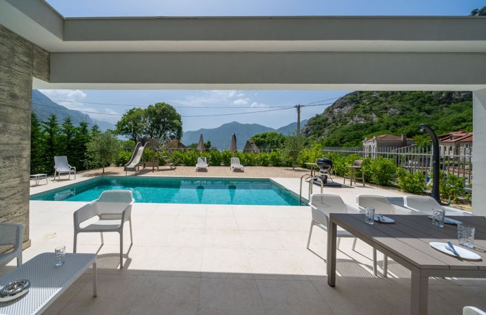 Image No.12-3 Bed House for sale