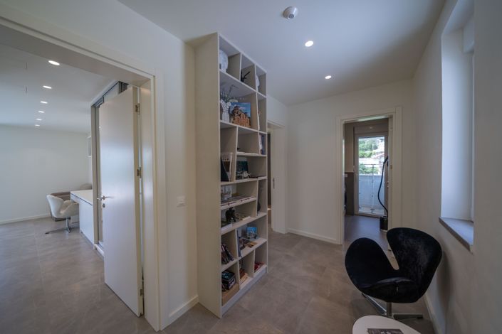 Image No.22-3 Bed House for sale