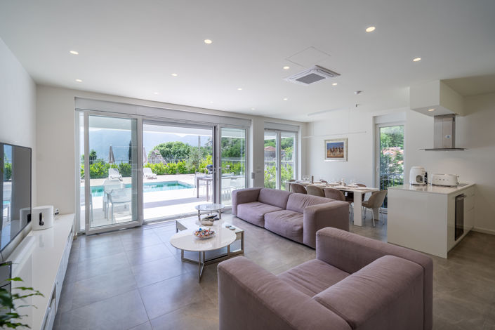 Image No.9-3 Bed House for sale