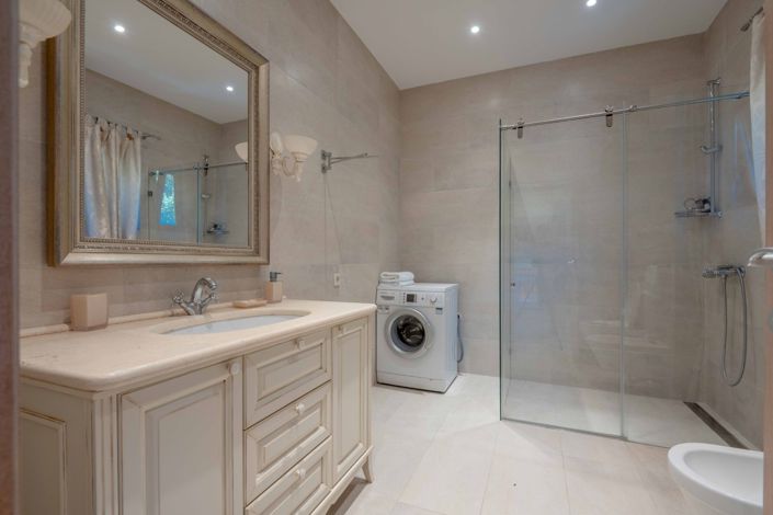 Image No.26-3 Bed Villa for sale