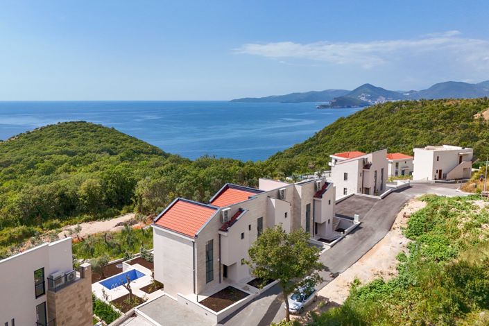 Image No.4-4 Bed House for sale