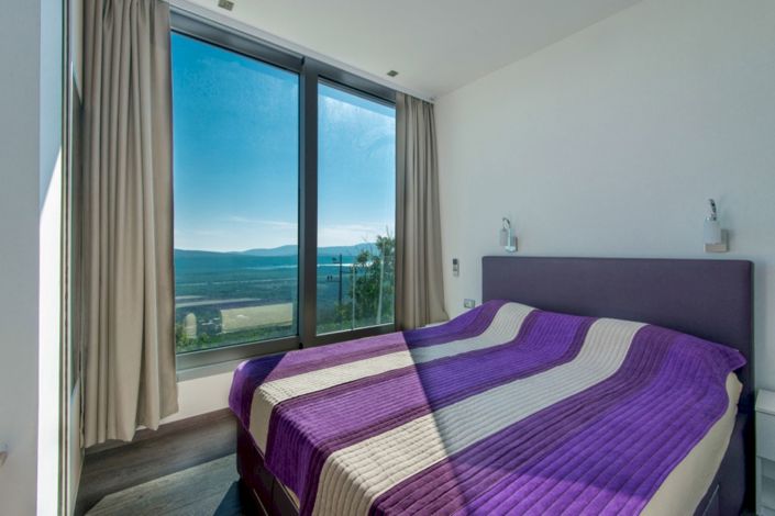 Image No.9-2 Bed Villa for sale