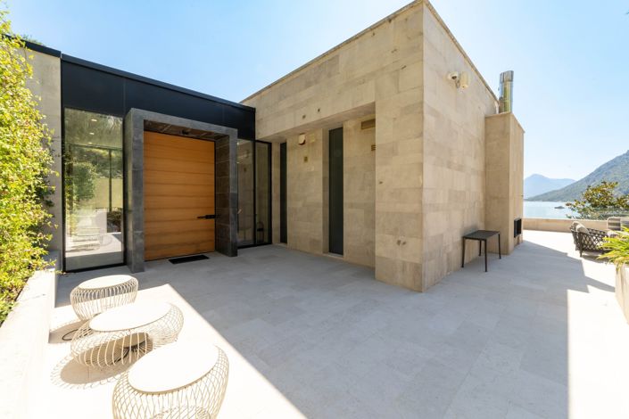 Image No.9-4 Bed Villa for sale