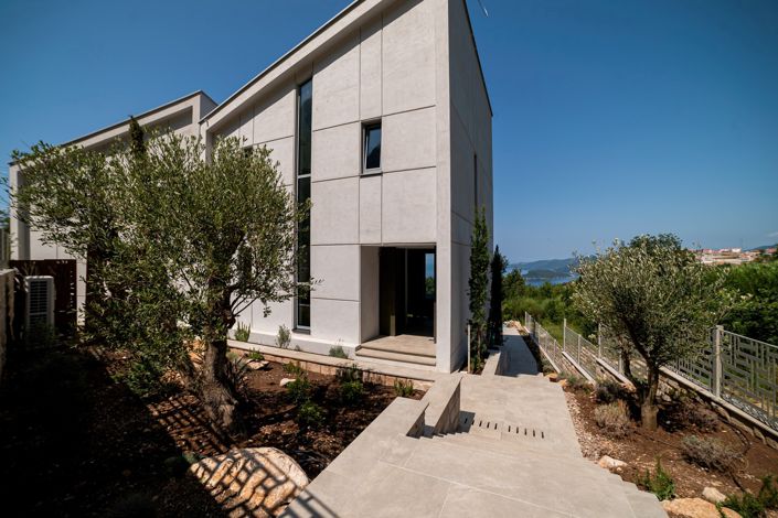 Image No.5-4 Bed Villa for sale