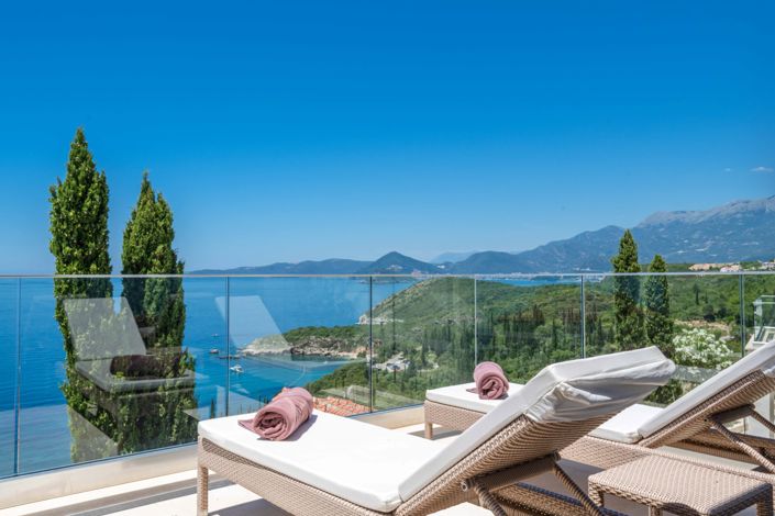 Image No.29-3 Bed Villa for sale