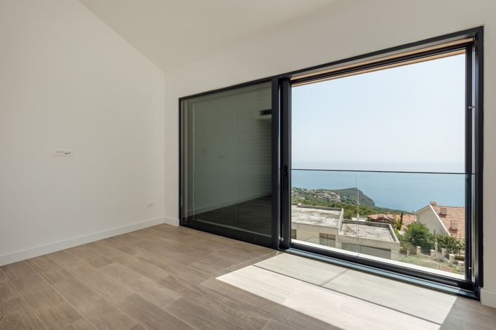 Image No.13-5 Bed Villa for sale