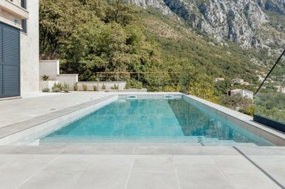 3-luxury-5bd-villa-witha-pool-in-blizikuce-mi