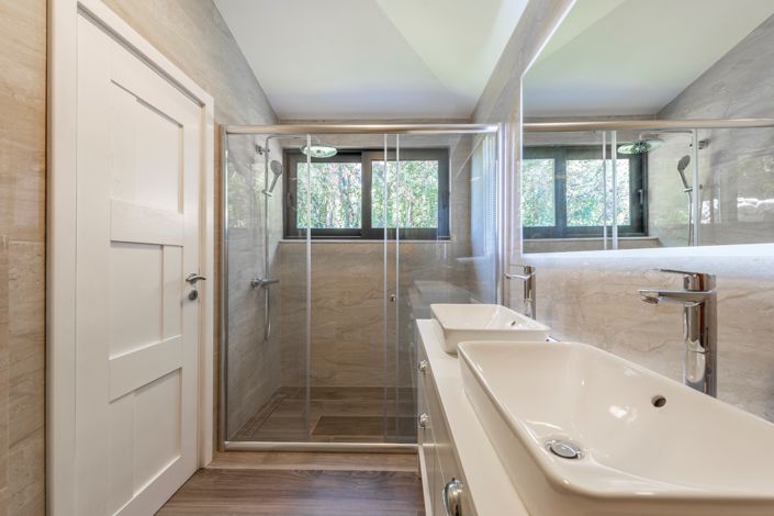 Image No.20-3 Bed House for sale