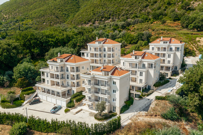 Image No.1-3 Bed Apartment for sale
