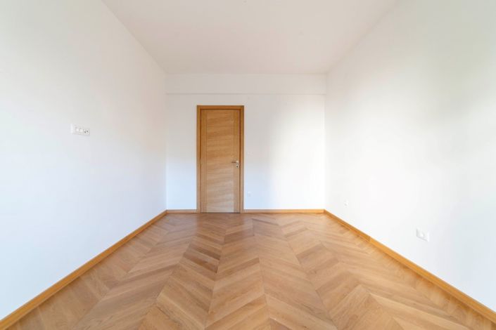 Image No.13-3 Bed Apartment for sale