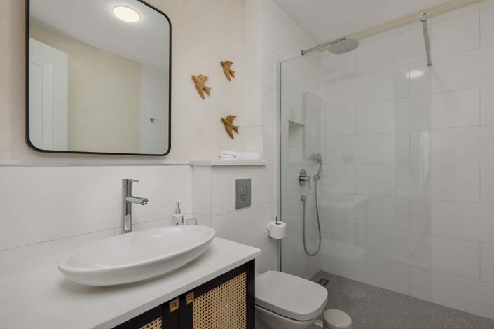 Image No.10-2 Bed Apartment for sale