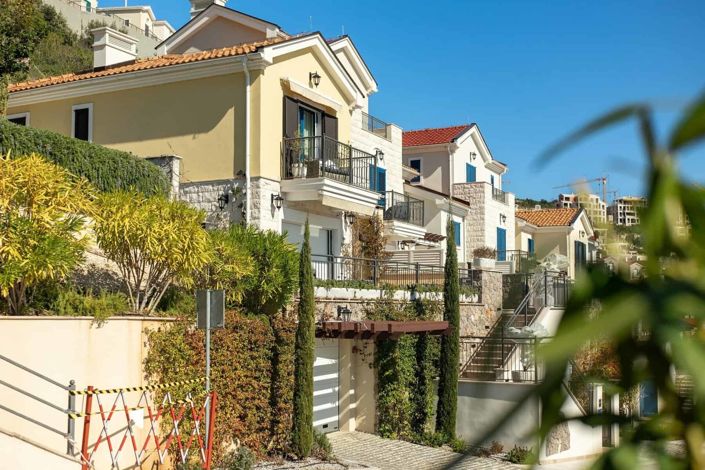 Image No.3-Maison de 2 chambres à vendre à Tivat