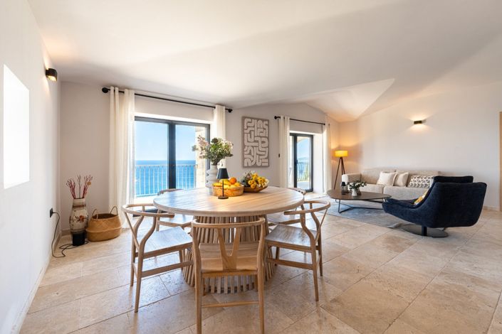 Image No.17-9 Bed House for sale