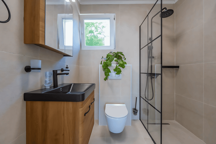 Image No.25-8 Bed House for sale