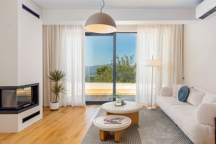 Image No.5-2 Bed House for sale