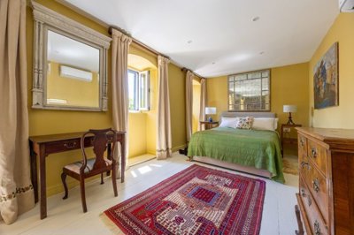 12-kamenari-stone-villa