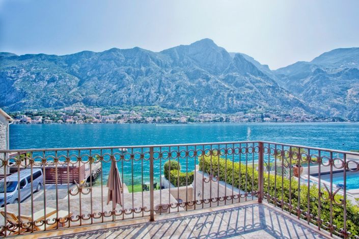 Image No.27-4 Bed House for sale