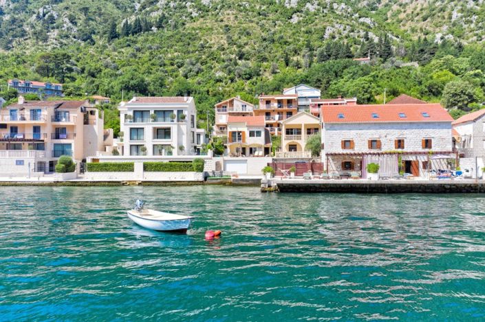 Image No.28-4 Bed House for sale