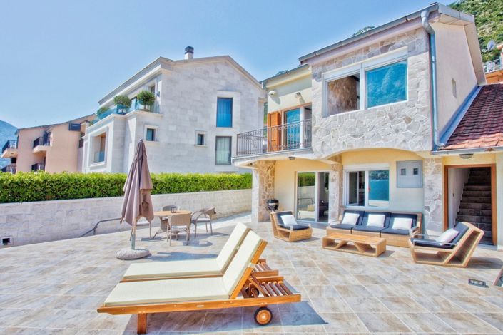 Image No.6-4 Bed House for sale