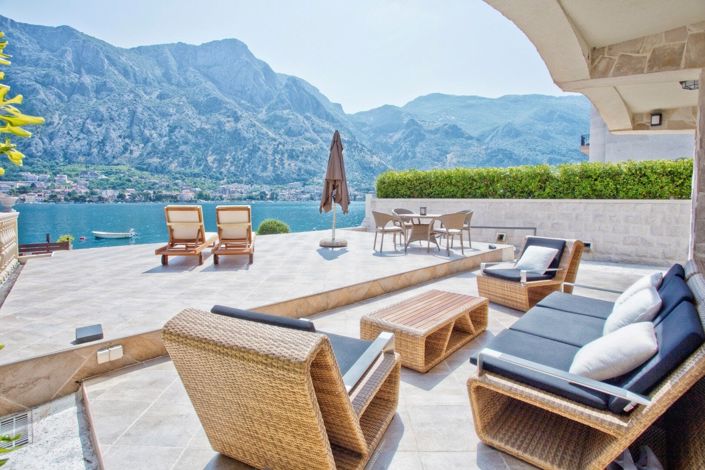 Image No.8-4 Bed House for sale