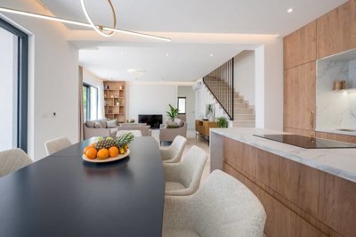 13-new-contemporary-villa-with-pool-and-sea-v