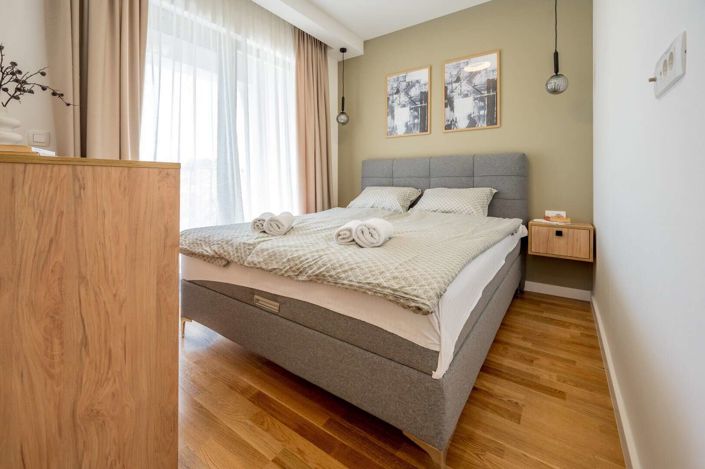 Image No.22-4 Bed House for sale