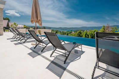 7-new-contemporary-villa-with-pool-and-sea-vi