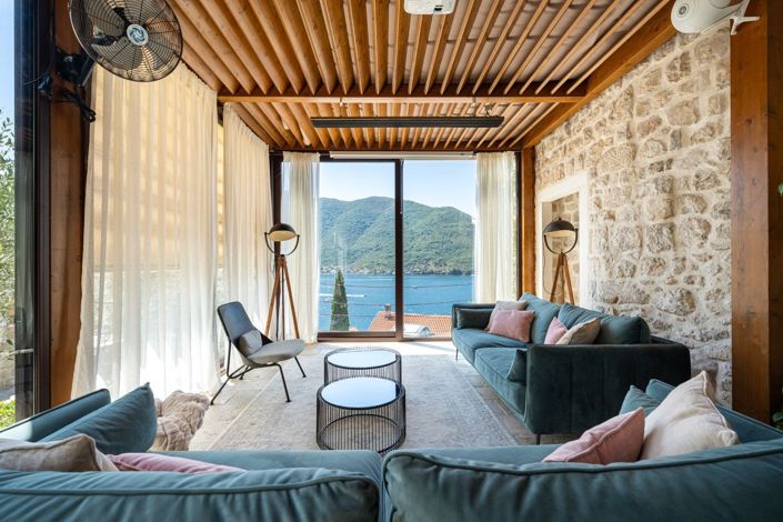 Image No.15-7 Bed Hotel for sale