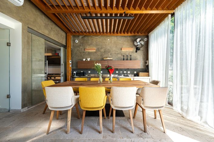 Image No.17-7 Bed Hotel for sale