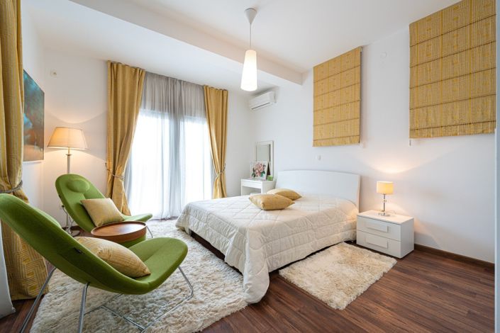 Image No.10-5 Bed House for sale