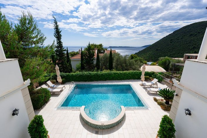 Image No.24-5 Bed House for sale