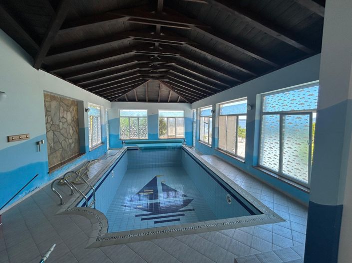 Image No.25-9 Bed Villa for sale