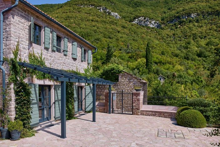 Image No.4-4 Bed Villa for sale