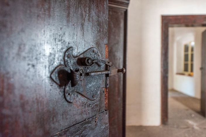 Image No.24-5 Bed House for sale