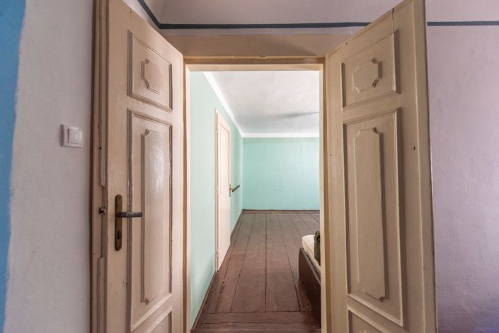 Image No.28-5 Bed House for sale