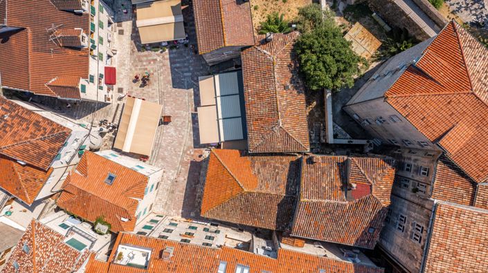 Image No.3-5 Bed House for sale