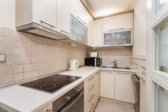 Image No.7-6 Bed Apartment for sale