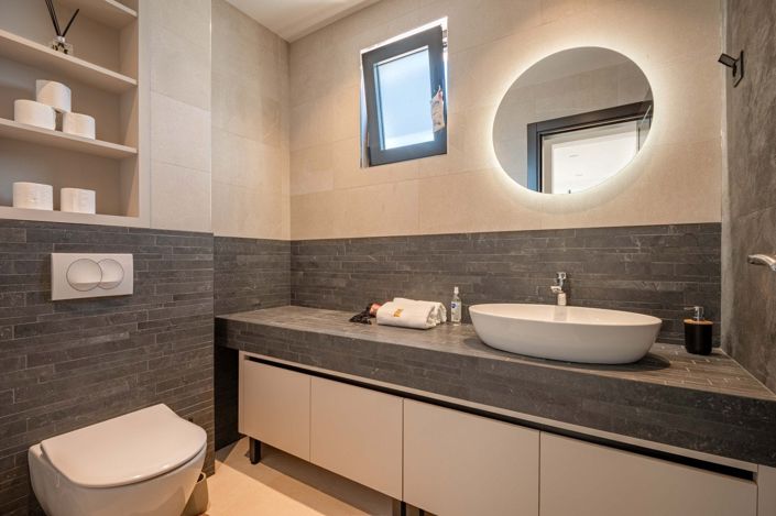 Image No.21-5 Bed Villa for sale