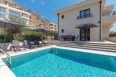 2-new-villa-with-a-pool-and-open-sea-view