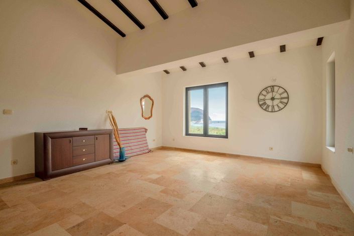 Image No.27-4 Bed House for sale