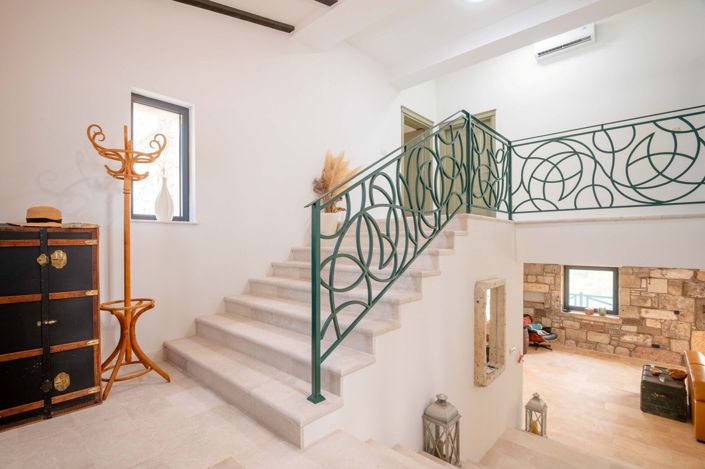 Image No.28-4 Bed House for sale